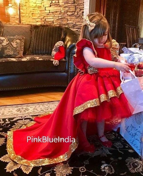 छोटी राजकुमारी की कॉटन पार्टी पोशाक